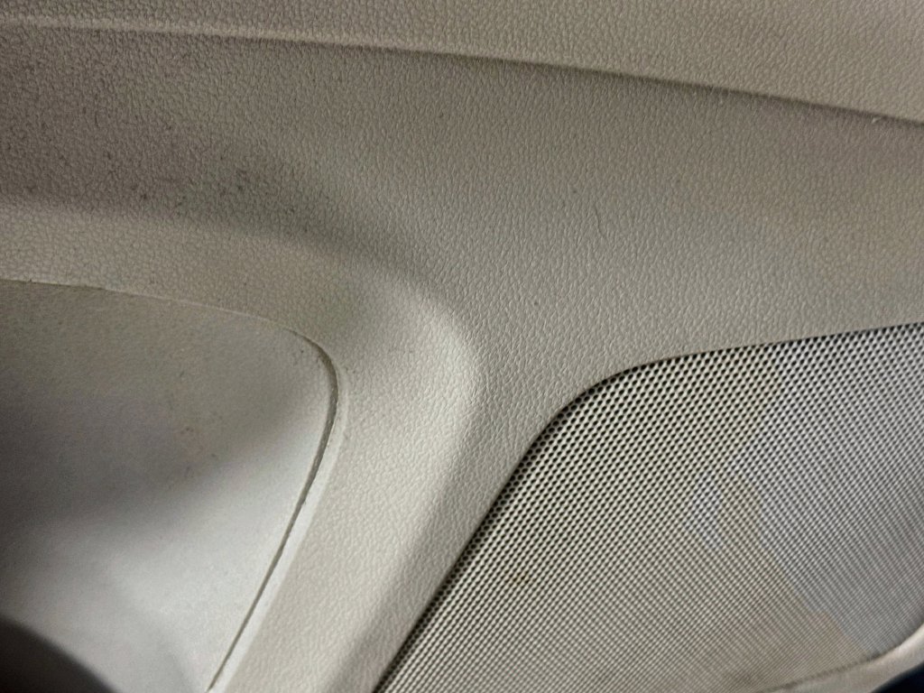 Used 2013 Honda Odyssey EX image 22