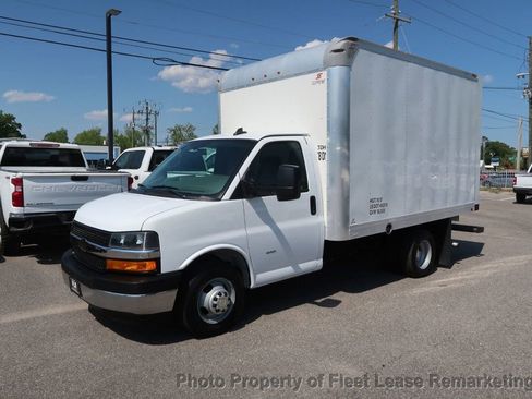 Used 2019 Chevrolet Express 3500 w/ Power Convenience Package RWD image 43