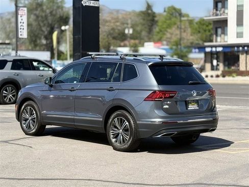 Used 2018 Volkswagen Tiguan SEL AWD/4WD image 5