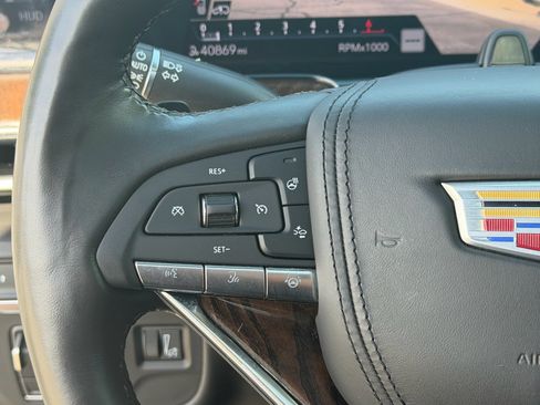 Used 2023 Cadillac Escalade Sport Platinum w/ LPO, ONYX Package image 36