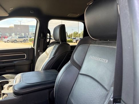 Used 2026 RAM 2500 Laramie AWD/4WD image 13