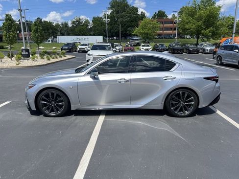Used 2022 Lexus IS 350 F Sport w/ Navigation Package RWD image 6
