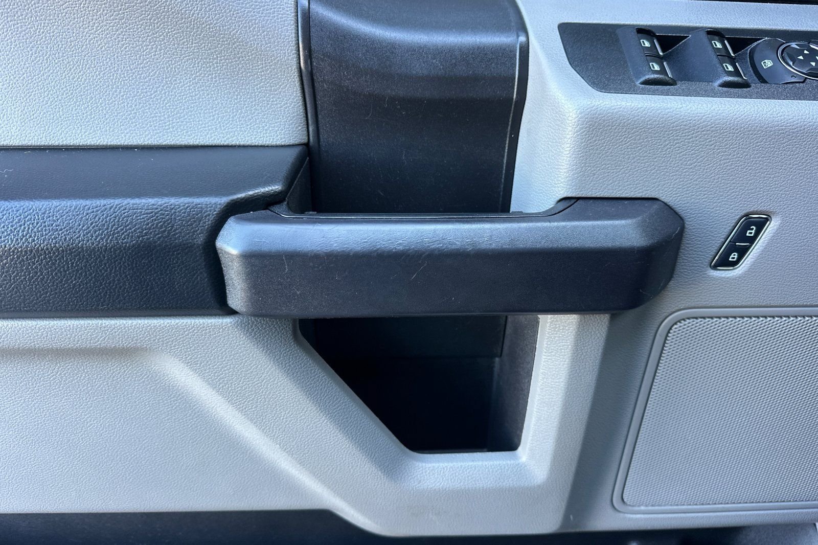 Used 2018 Ford F150 XL w/ Equipment Group 101A Mid AWD/4WD image 11