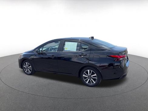 Used 2025 Nissan Versa SV FWD image 10