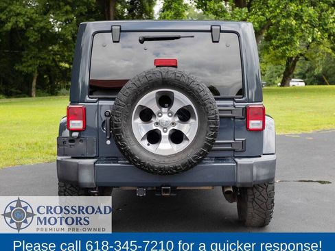 Used 2016 Jeep Wrangler Unlimited Sahara w/ Connectivity Group AWD/4WD image 5