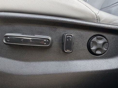 Used 2022 Honda CR-V EX-L image 27