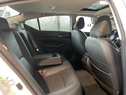 Used 2023 Nissan Altima 2.5 SL AWD/4WD image 19