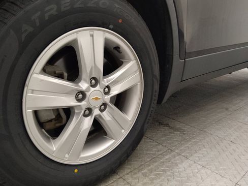 Used 2021 Chevrolet Trax LS w/ Tint and Cruise Package FWD image 31