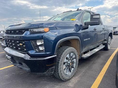 Used 2023 Chevrolet Silverado 2500 Custom w/ Custom Value Package AWD/4WD image 1