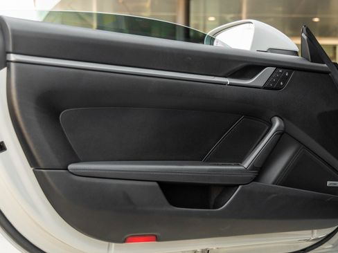 Certified 2022 Porsche 911 Carrera S image 19