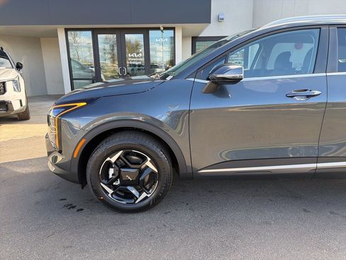 New 2026 Kia Sportage EX AWD/4WD image 10