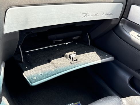 Used 2002 Ford Thunderbird RWD image 16