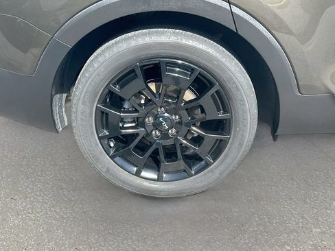 Certified 2022 Kia Telluride EX w/ EX Premium Package AWD/4WD image 33