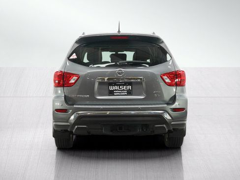 Used 2018 Nissan Pathfinder SL w/ SL Premium Package AWD/4WD image 4