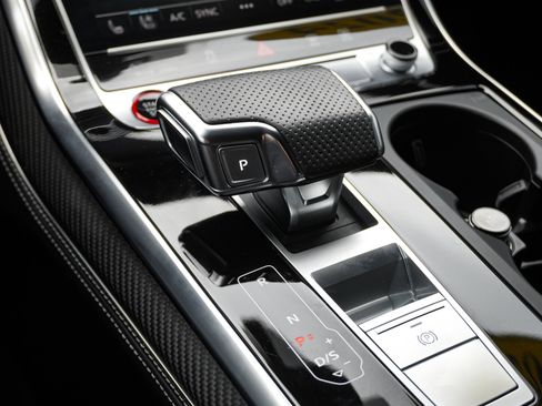 Used 2024 Audi RS Q8 image 27