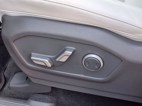 Used 2024 Hyundai Santa Fe SEL FWD image 28