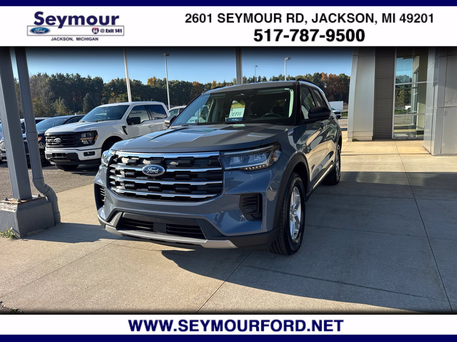 Certified 2025 Ford Explorer Active AWD/4WD image 1