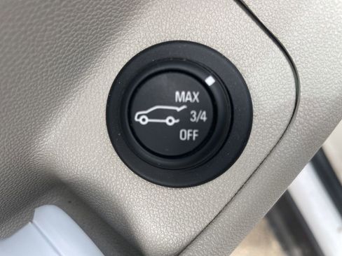 Used 2018 GMC Terrain Denali w/ Advanced Safety Package AWD/4WD image 14