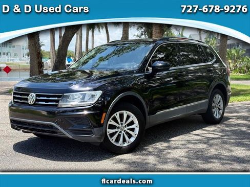 Used 2018 Volkswagen Tiguan S FWD image 1