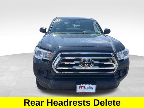 Used 2022 Toyota Tacoma SR AWD/4WD image 9