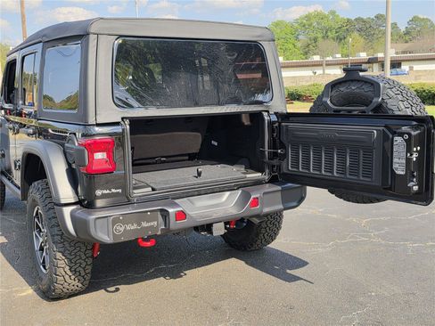 New 2026 Jeep Wrangler Unlimited Rubicon AWD/4WD image 38
