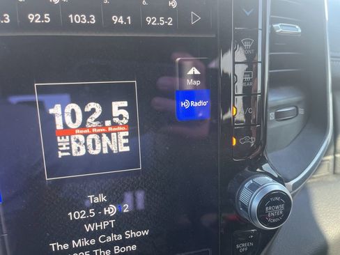 Used 2021 RAM 1500 Laramie image 16