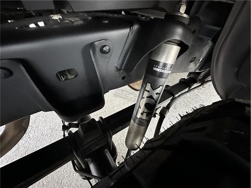 Used 2019 Toyota Tacoma TRD Sport image 31