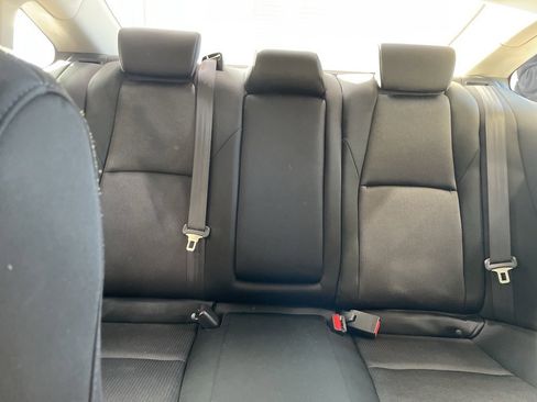 Used 2018 Honda Accord EX image 25