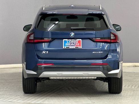 Used 2025 BMW X1 xDrive28i w/ Technology Package image 10