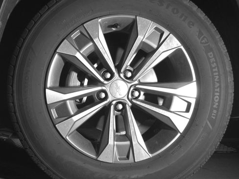Used 2025 Chevrolet Equinox LT FWD image 12