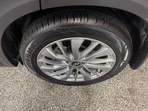 Used 2023 INFINITI QX50 Luxe FWD image 14