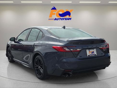 New 2026 Toyota Camry SE FWD image 3