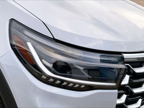 Used 2025 Ford Explorer Platinum w/ LUX Leather Package image 56