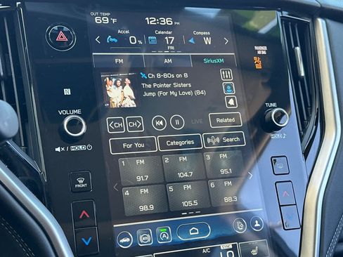 Used 2025 Subaru Outback Limited w/ Popular Package #2 image 17