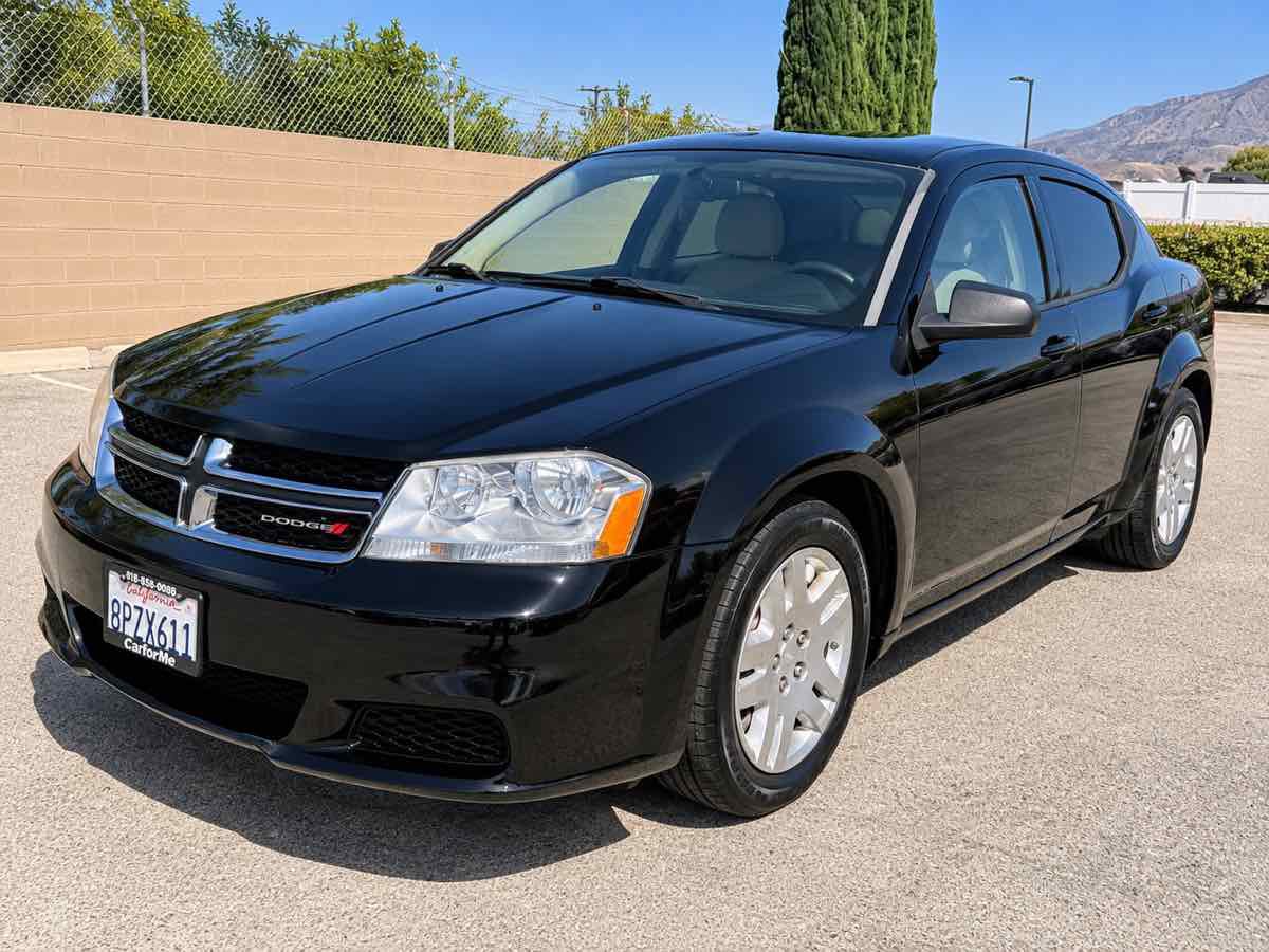 Used 2014 Dodge Avenger SE FWD image 3