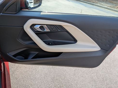 Used 2025 BMW 230i Coupe w/ M Sport Package image 30