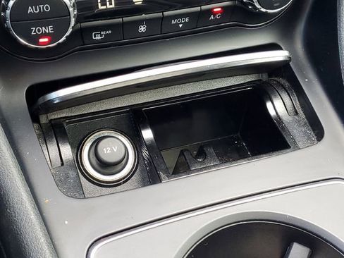 Used 2018 Mercedes-Benz GLA 250 4MATIC image 29
