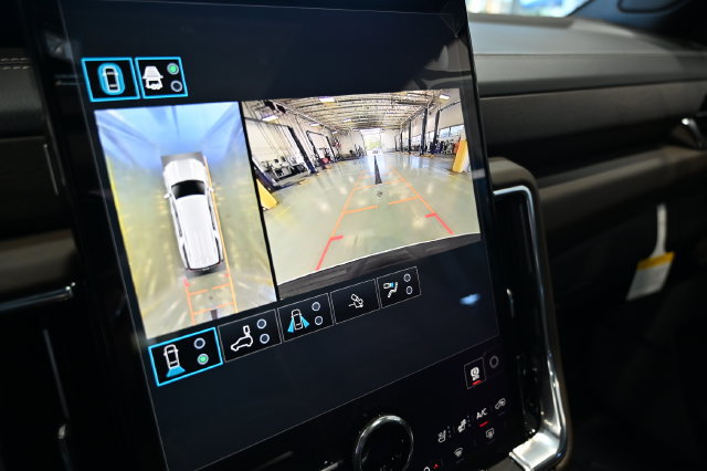 New 2026 GMC Yukon XL Denali Ultimate AWD/4WD image 20