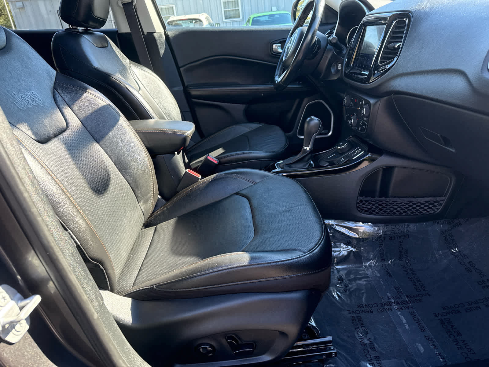 Used 2021 Jeep Compass Limited w/ Sun and Sound Group AWD/4WD image 12