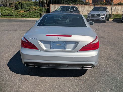 Used 2013 Mercedes-Benz SL 550 image 4