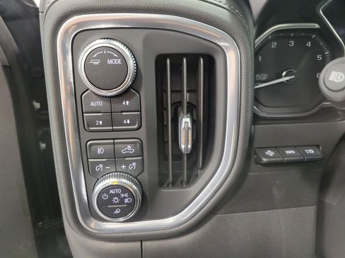 Used 2021 GMC Sierra 1500 Denali w/ Denali Ultimate Package AWD/4WD image 11