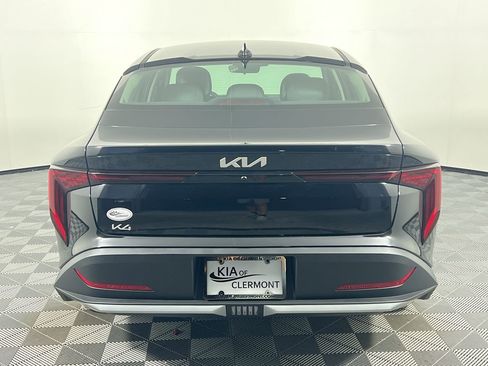 New 2025 Kia K4 EX image 4