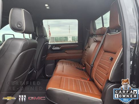 Certified 2025 GMC Sierra 3500 Denali Ultimate image 17