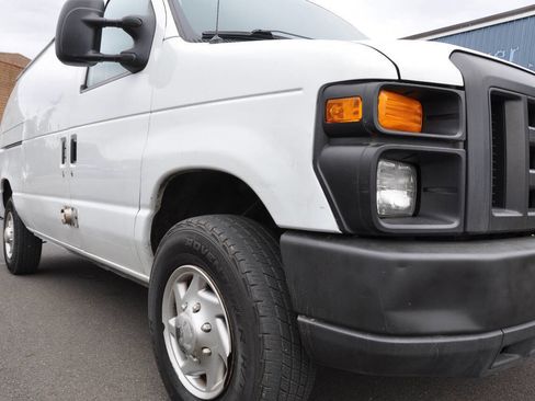 Used 2012 Ford E-250 and Econoline 250 w/ Commercial Cargo Van Pkg image 5