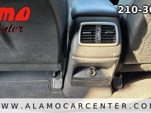 Used 2017 Kia Sorento L FWD image 31
