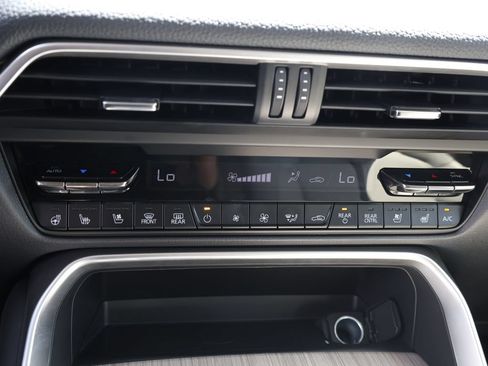 Certified 2026 MAZDA CX-90 3.3 Turbo w/ Preferred Package AWD/4WD image 30