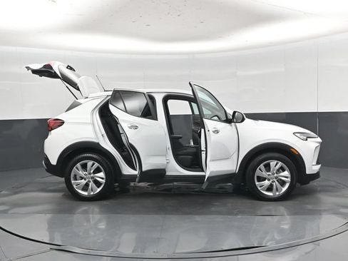 Used 2024 Buick Encore GX Preferred FWD image 55