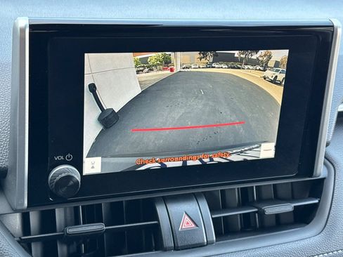 Certified 2025 Toyota RAV4 XLE AWD/4WD image 19