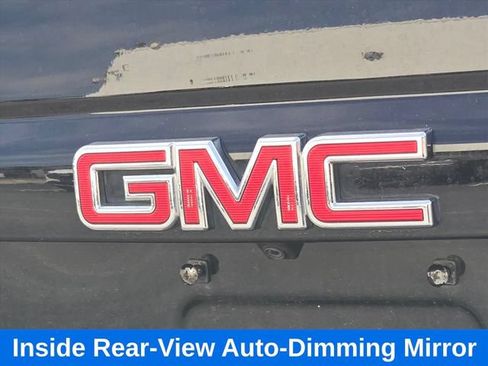 Used 2018 GMC Yukon XL SLT w/ Open Road Package RWD image 29