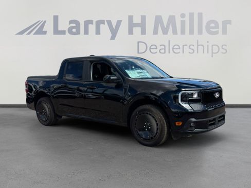 New 2025 Ford Maverick Lobo image 7